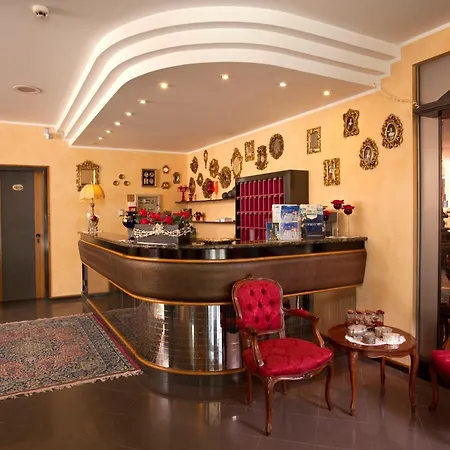 Capitol - Bianchi San Mauro Mare