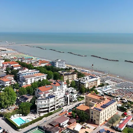 Capitol - Bianchi Hotel 4*