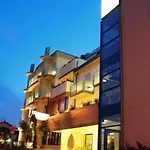 Capitol - Bianchi San Mauro Mare