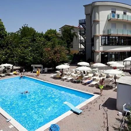 Hotel Capitol