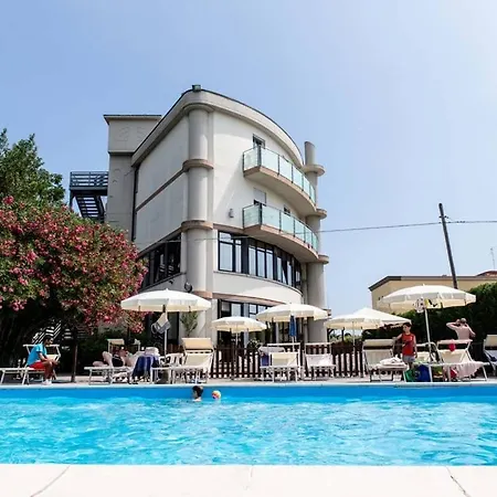 Capitol 4* San Mauro Mare