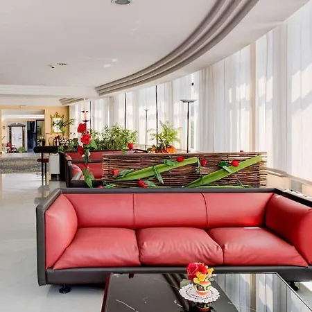 Hotel Capitol