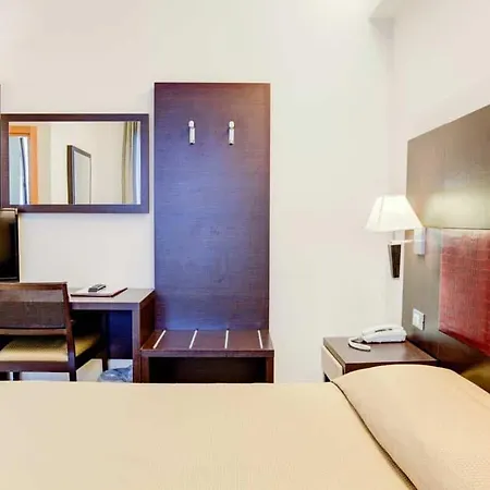 Ξενοδοχείο Capitol