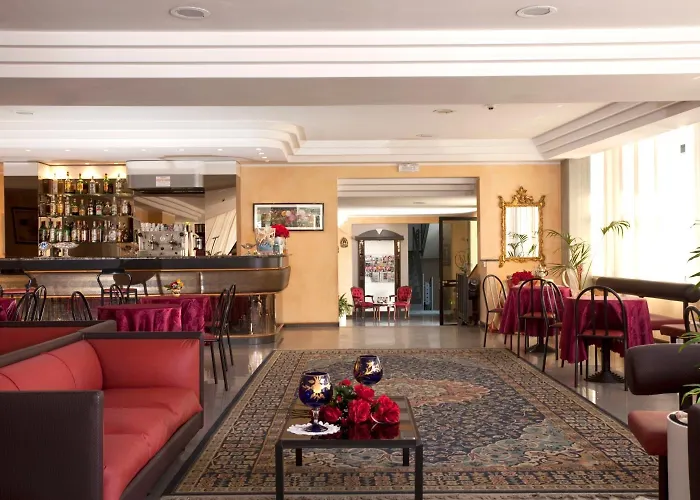 Hotel Capitol - Bianchi 4*